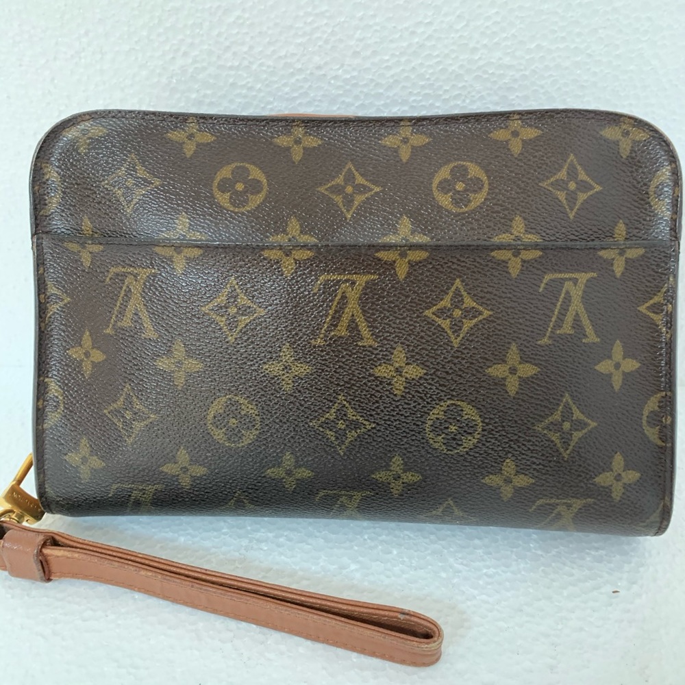 Authentic Louis Vuitton Orsay Clutch